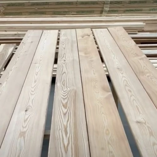 Доска террасная лиственница гладкая 45*90*5000, сорт АВ (0,45м2)