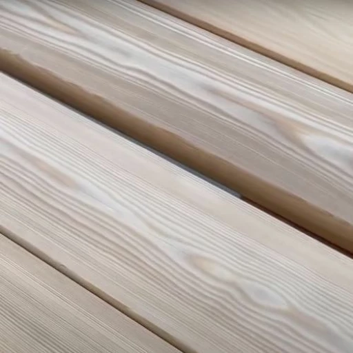 Доска террасная лиственница гладкая 45*90*3000, сорт ВС (0,27м2)