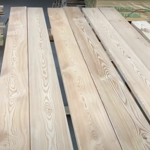 Доска террасная лиственница гладкая 45*120*2500, сорт А (0,3м2)